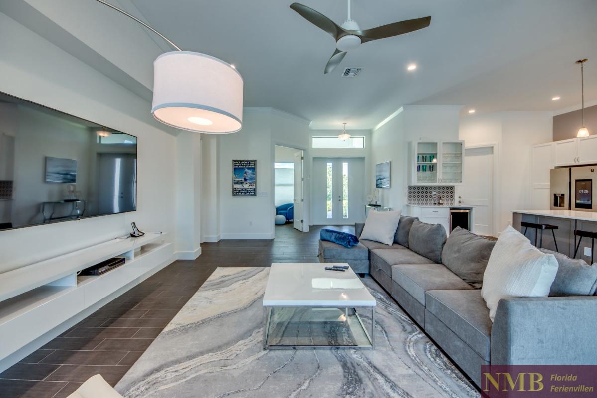 Ferienhaus-Cape-Coral-Bon Voyage_11-Family-Room